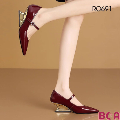 Giày đế xuồng công sở nữ 4 phân RO691 ROSATA tại BCASHOP kiểu dáng thanh lịch và thoải mái