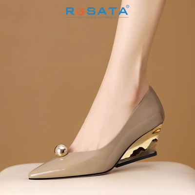 Giày nữ đế xuồng, mũi nhọn, da bóng ROSATA RO689 - 6p - Đen, Be - BKSTORE