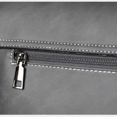 Túi đeo chéo nam – nữ cao cấp – BEE GEE DCN9170