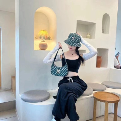 Túi xách nữ thời trang công sở cao cấp phong cách dễ thương – BEE GEE TN1079