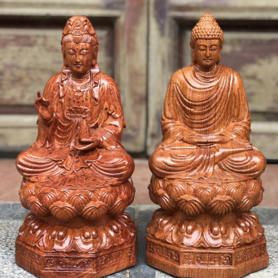 Tượng phật thích ca mâu ni được làm bằng chất liệu gỗ hương đá kt 40×22×21cm