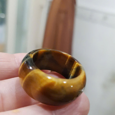 Nhẫn Nam Đá Mắt Hổ Vàng Nâu Tiger Eyes Tự Nhiên đậm bóng đẹp mới ni 20mm x Cao 12mm / 11mm dầy 4mm nam mệnh Kim mệnh Thổ mệnh Thủy đeo ni 20mm rẻ đẹp ạ