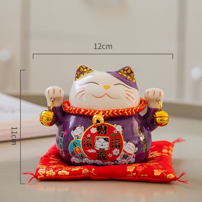 Mèo thần tài lục lạc ,may mắn , thu hút tài lộc , có khe để tiền , kèm đệm lót xinh xắn  ,thu hút khách hàng , mang vận khí tốt lành , công việc kinh doanh thuận lợi vạn sự hanh thông xua tan vận đen ,đem nhiều may mắn đến cho gia chủ 