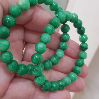 Vòng tay phong thủy Nữ đá cẩm thạch xanh tươi size hạt 8mm vòng màu xanh lá tươi đẹp nữ mệnh mộc hỏa thủy ạ