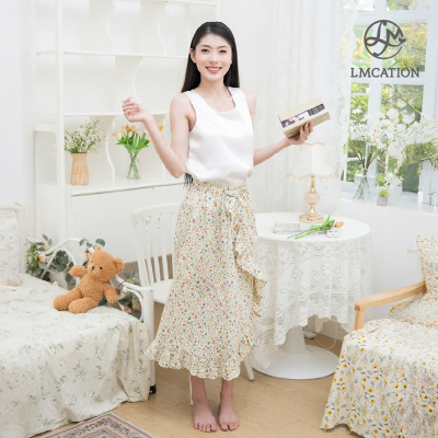 Đồ mặc nhà LMcation - Áo cổ tròn Mary Trắng kem & Chân váy bèo hoa nhí LMcation Camila
