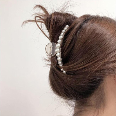 Kẹp Tóc Càng Cua Đính Ngọc Trai Nhân Tạo Phong Cách Hồng Kông Thâp Niên 90s