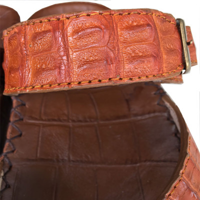 Dép nam xỏ ngón da cá sấu thật  quai ngang xỏ ngón vàng TRƯỜNG HẢI  phong cách thời trang may viền chắc chắn đế kếp mềm không trơnDN0780 