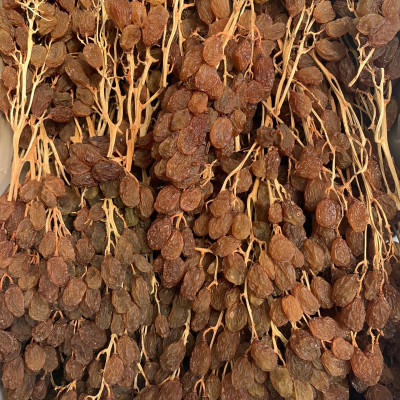 Nho khô nguyên cành Sun Muscat Hộp 300g