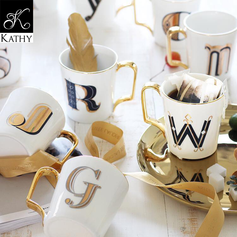 Cốc cao chữ B LETTER CUP 5193B