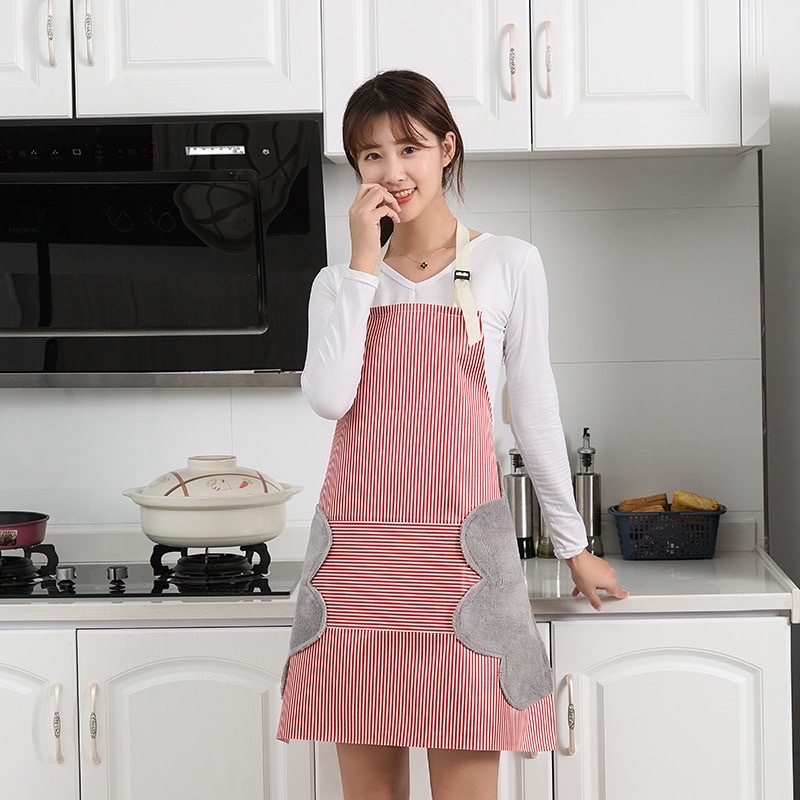 Tạp dề nấu ăn , thiết kế thời trang ,kiểu dáng giản dị ,dễ thương ,có khăn lau tay bên hông ,chống thấm nước , thích hợp cho cả nam và nữ