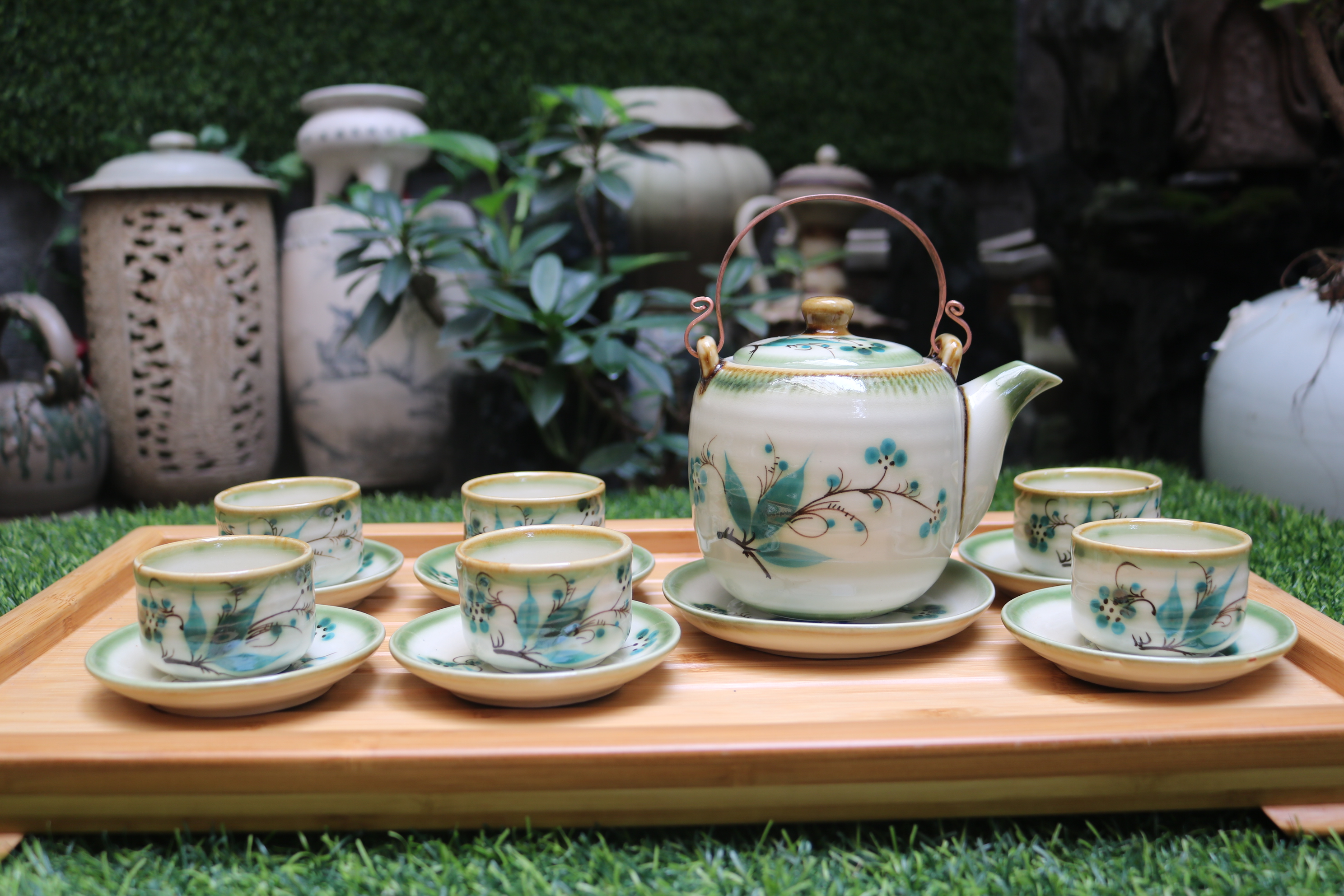 Bộ ấm trà men bóng vẽ trúc xanh