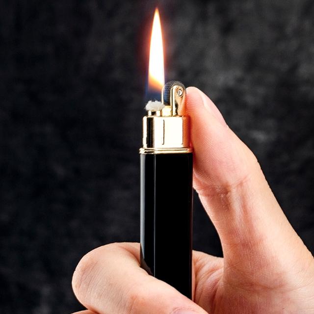 Vỏ Hột Quẹt Bật Lửa Xăng Đá Zorro Z511-001 Thiết Kế Mới Đẹp Độc Lạ - Dùng Xăng Bấc Đá Cao Cấp