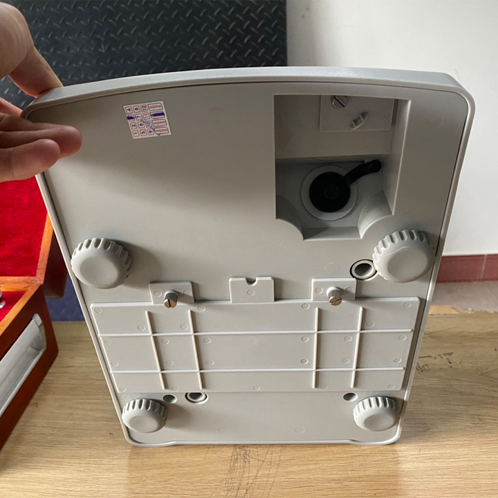 Cân điện tử chống nước CUB