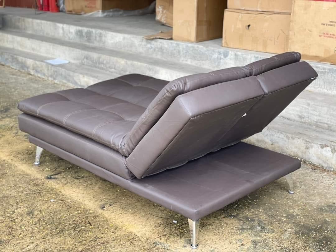 Sofa bed gập 2 chiều tích hợp ổ cắm sạc điện thoại Tundo Kích thước 2m