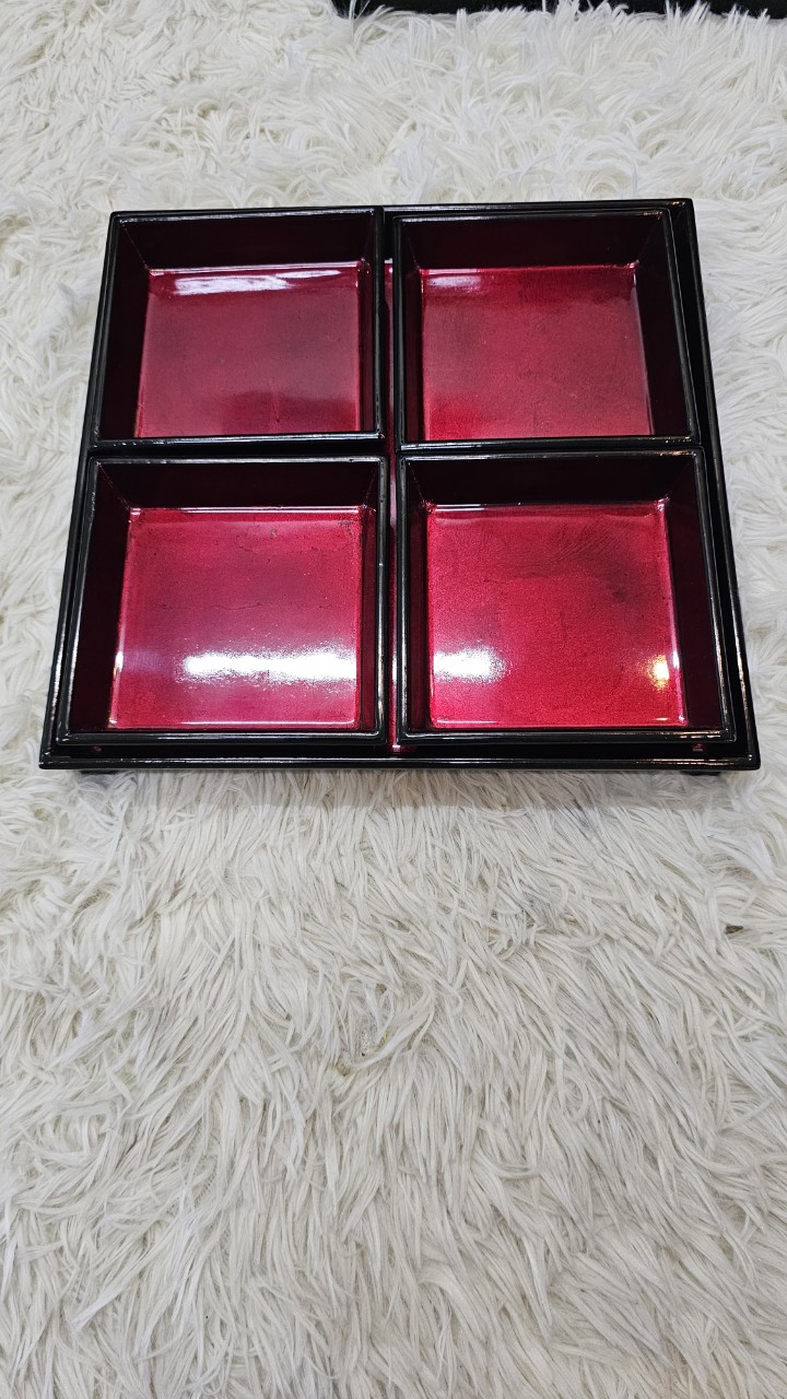 Bộ khay kèm 4 đĩa sơn mài cao cấp dùng để đựng bánh kẹo, làm quà tặng,.....