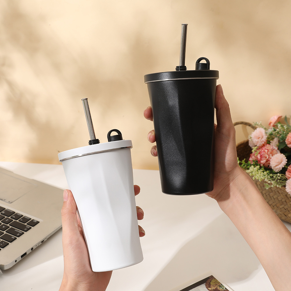 Ly Giữ Nhiệt 600ML inox 304 Vỏ Ngoài Nhám Thời Trang Sang Trọng Cao Cấp Có Kèm Theo Ống Hút (Màu ngẫu nhiên) - Hàng chính hãng