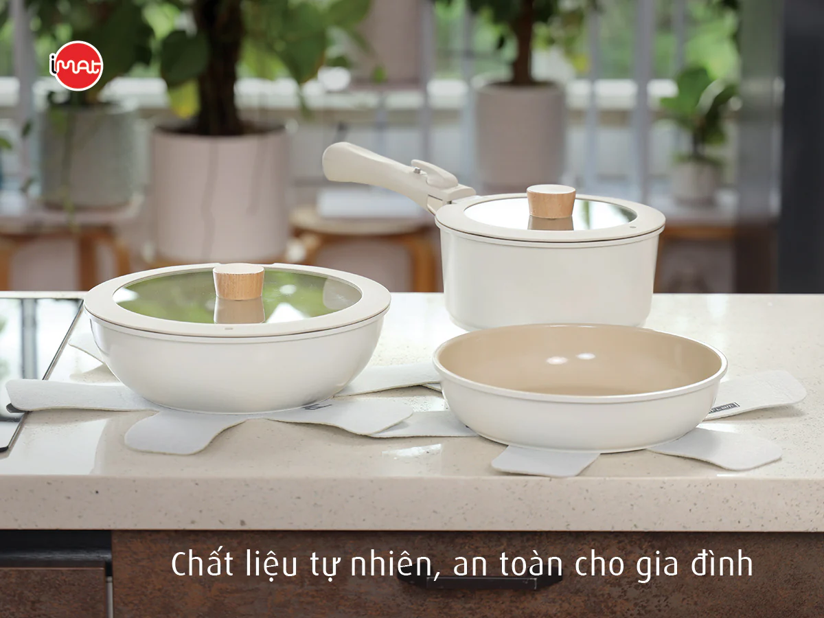 Bộ 3 nồi chảo cán rời Neoflam Hàn Quốc.Bao gồm, nồi 20cm, chảo chiên 24cm, chảo xào đa năng 26cm.