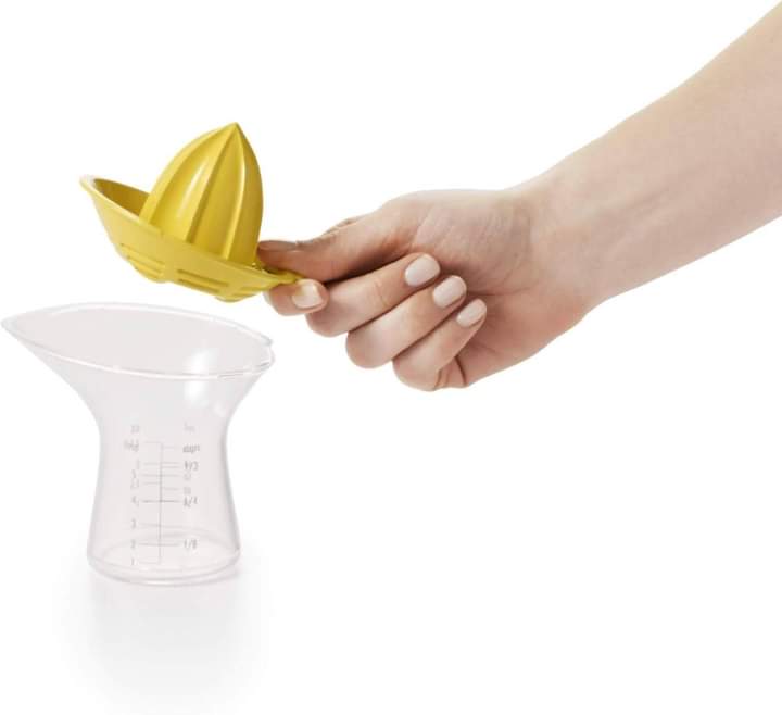 Dụng cụ vắt chanh OXO có vạch đo dung tích Hàng chính hãng