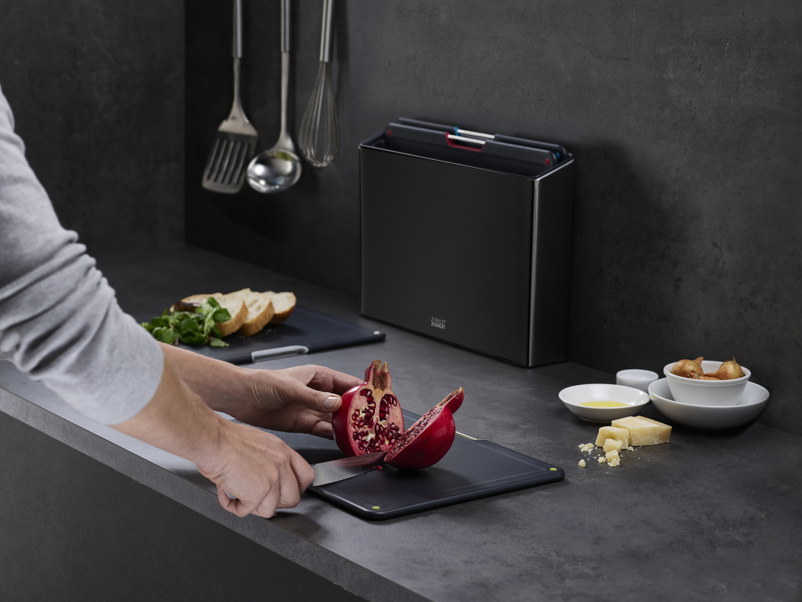 Joseph Joseph - Bộ thớt cao cấp Folio Steel 4-piece Chopping Board Set Black 001204