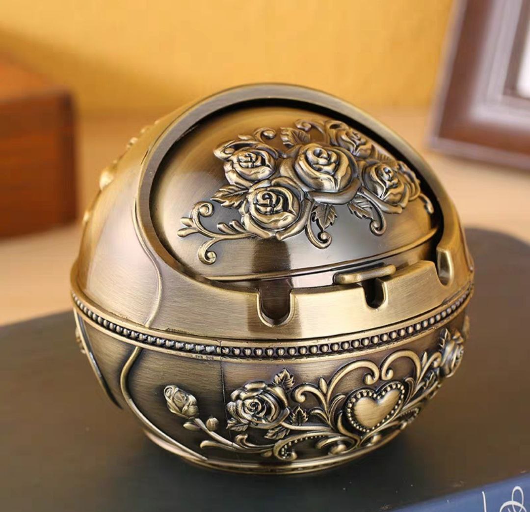Gạt tàn tinh cầu hợp kim có nắp