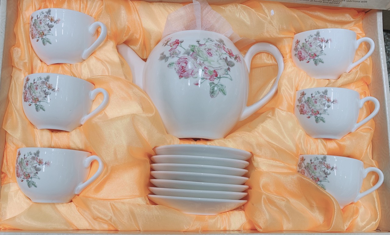 Bộ ấm chén pha trà sứ hoa hồng ( Giao ngẫu nhiên ) ANTH670