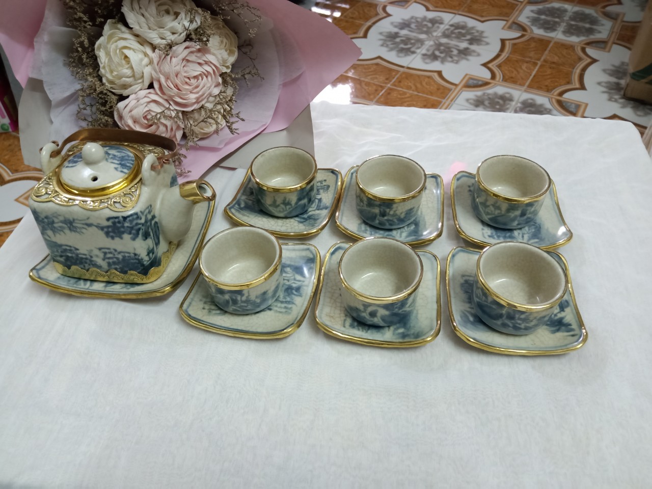 Bộ ấm chén men rạn cổ bọc đồng gốm sứ Bát Tràng