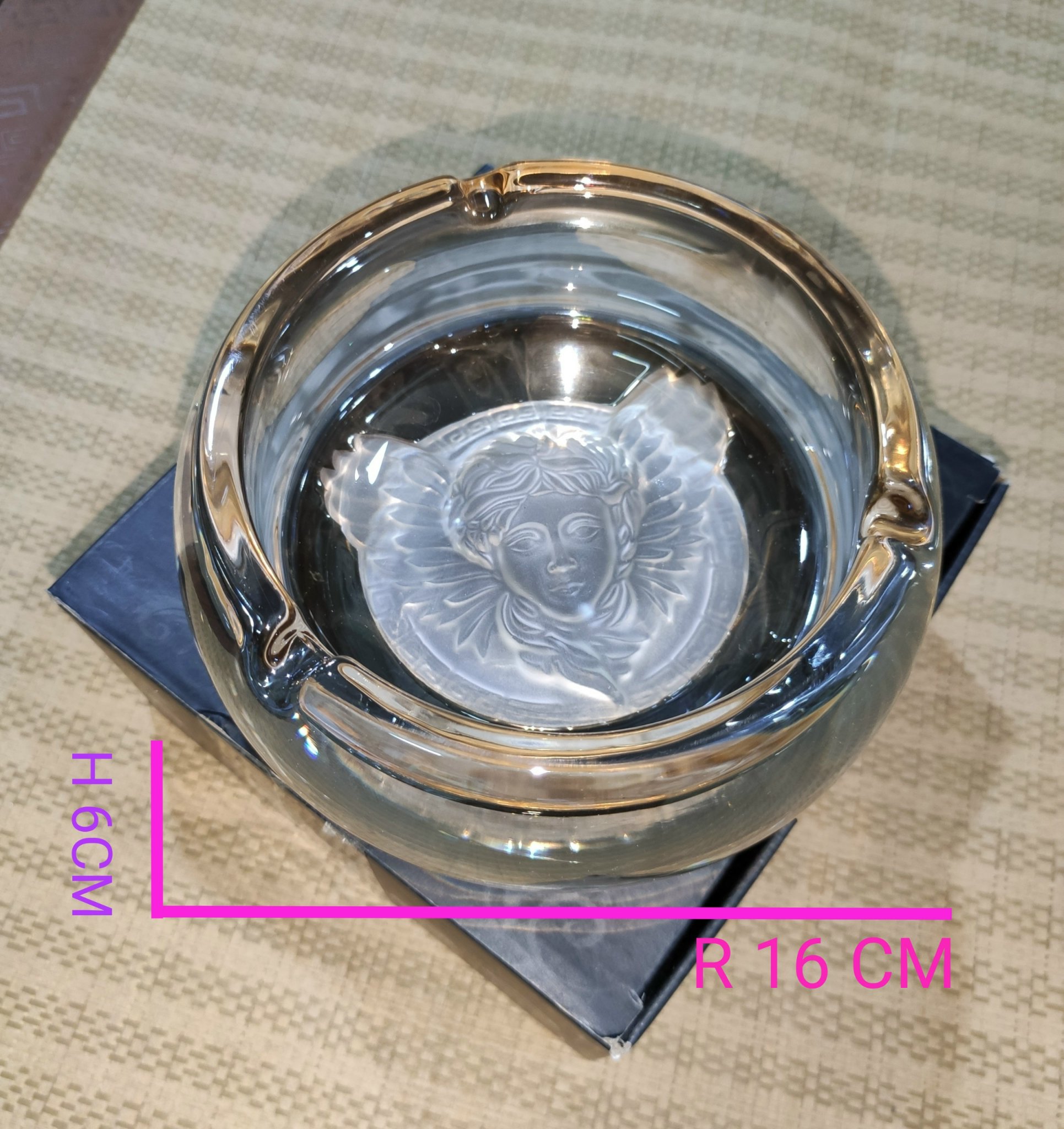 Gạt tàn thuốc thủy tinh pha lê cao cấp ( hình Thiên Thần)