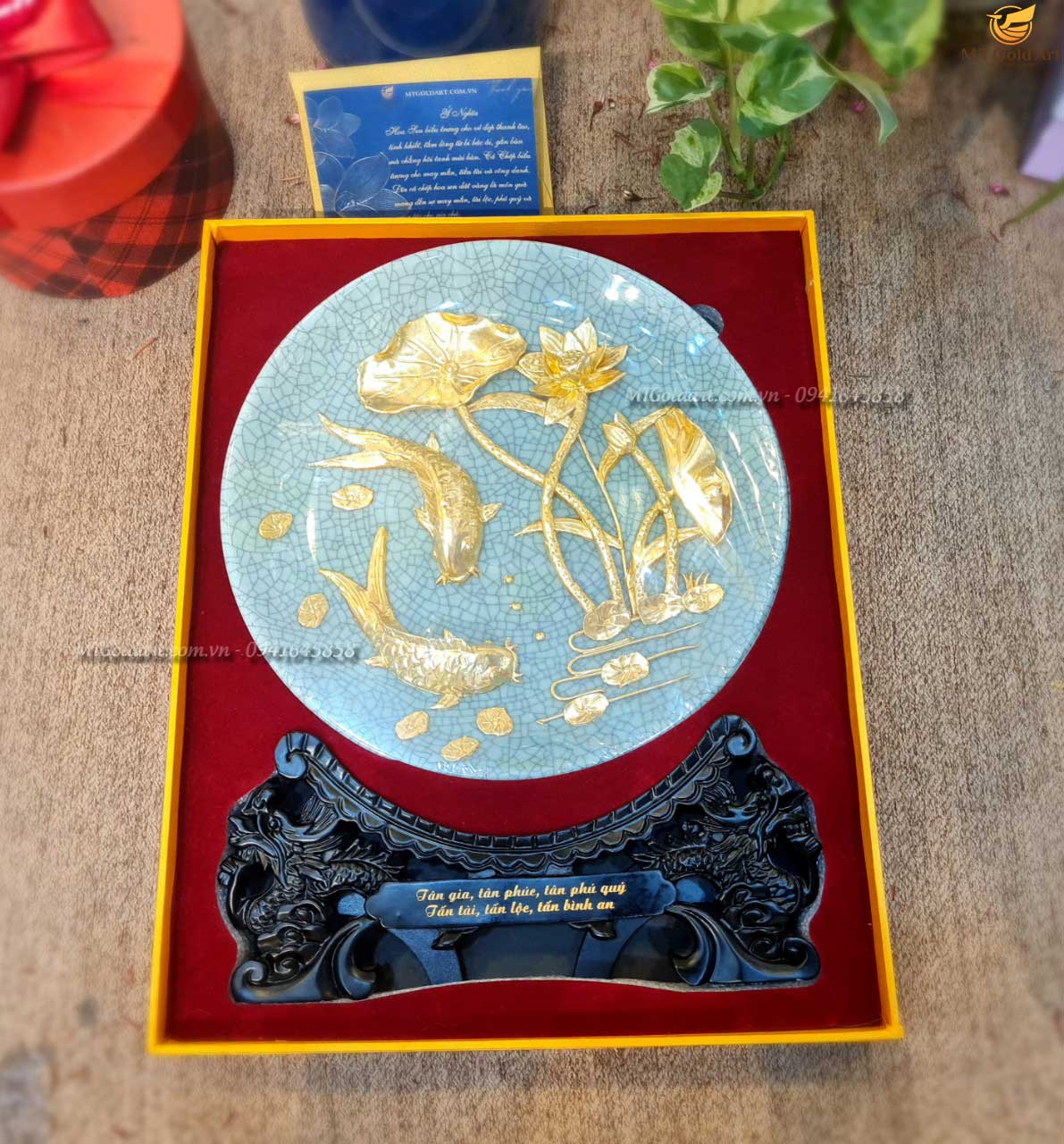 Đĩa Ngọc Dát Vàng