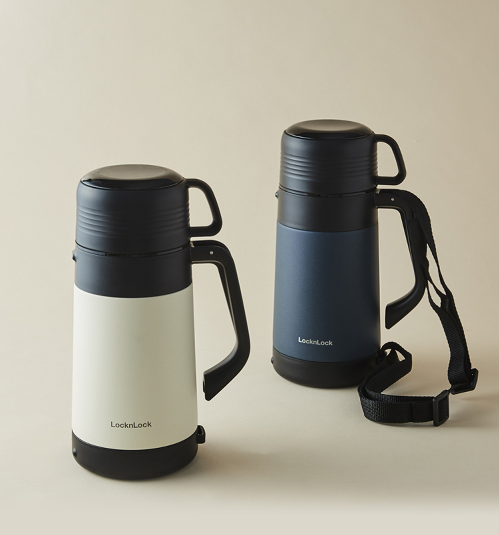 Bình giữ nhiệt Lock&Lock Easy Outdoor Vacuum Bottle màu xanh navy LHC1485NVY 1,8L - Hàng chính hãng có quai xách, nắp dùng làm cốc nước - JoyMall