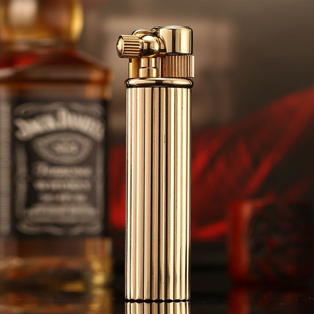 Vỏ Hột Quẹt Bật Lửa Xăng Đá Chief CF028 Thiết Kế Độc Lạ Sang Trọng Màu Vàng - Dùng Xăng Bấc Đá Cao Cấp