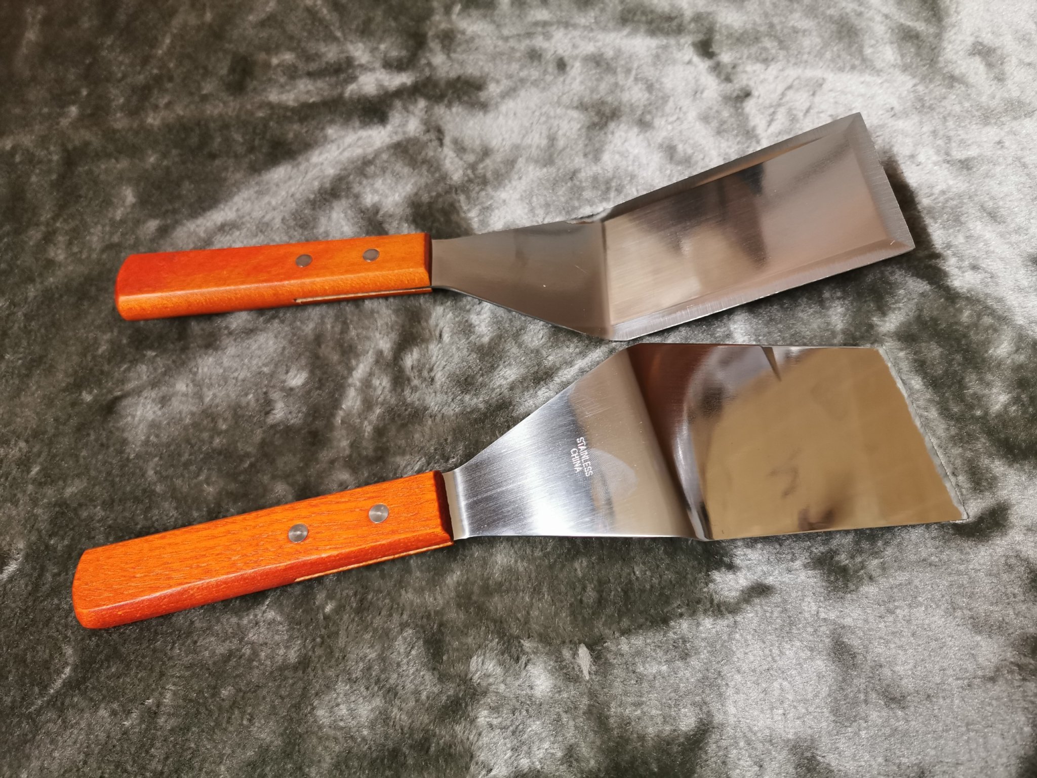 XẺNG CHUYÊN DÙNG XÀO CHIÊN XẺNG LÀM BÁNH INOX 304 CÁN GỖ XẺNG XÀO CHIÊN DÙNG TRONG NHÀ BẾP NẤU ĂN XẺNG LÀM BÁNH CAO CẤP