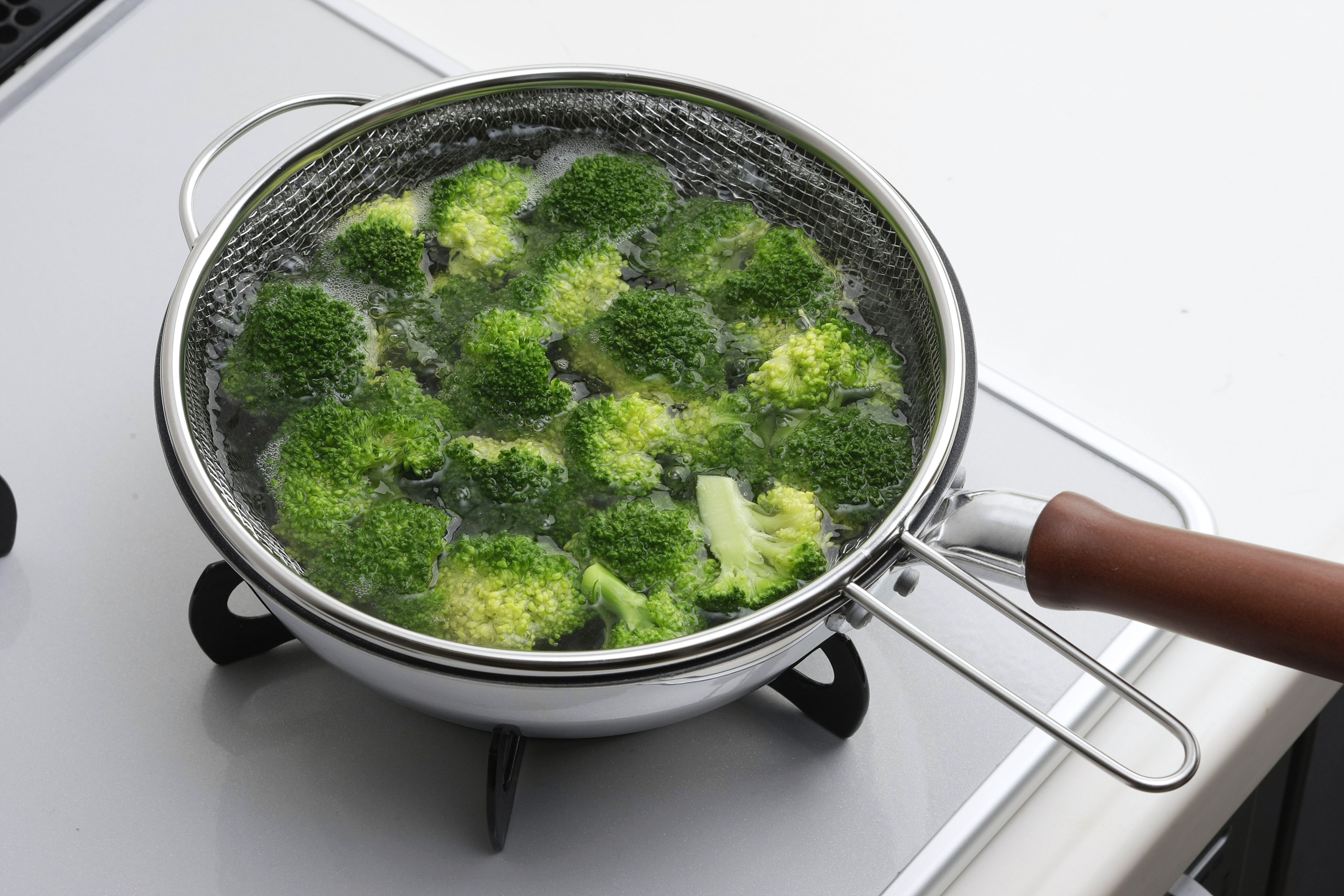 Vợt inox trụng mì, hủ tiếu Pearl Metal Ø26-28cm - Hàng nội địa Nhật Bản nhập khẩu chính hãng