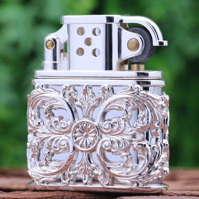 Vỏ Hột Quẹt Bật Lửa Xăng Đá Zorro Z506-630 Họa Tiết Hoa Văn Độc Lạ Nhiều Màu - Dùng Xăng Bấc Đá Cao Cấp