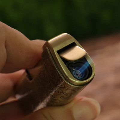 Vỏ Hột Quẹt Bật Lửa Khò 1 Tia Jifeng JF 090 Thiết Kế Nhỏ Gọn Họa Tiết Hoa Văn Cổ - Dùng Gas Đá Cao Cấp