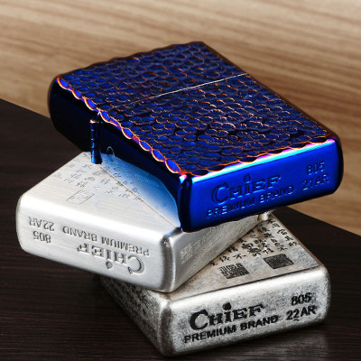 Hột Quẹt Bật Lửa Xăng Đá Chief CF1352L Họa Tiết Dung Nham Núi Lửa Cực Đẹp, Giữ Xăng Kín, Chắn Gió Tốt - Màu Xanh