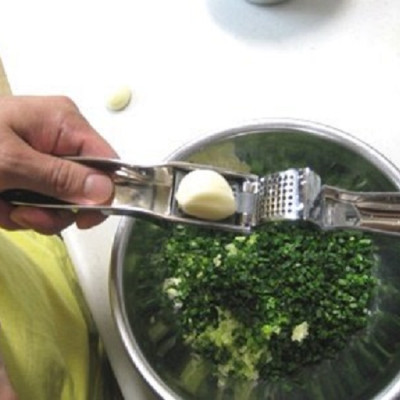 Dụng cụ kẹp vụn tỏi cầm tay thép không rỉ - Hàng nội địa Nhật Bản