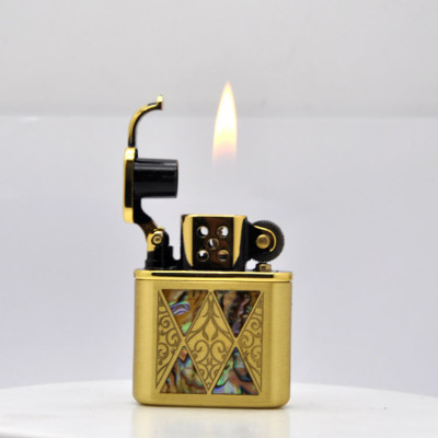 Vỏ Hột Quẹt Bật Lửa Xăng Đá Zorro Z506-008 Khảm Trai Đẹp Độc Lạ Nhiều họa Tiết - Dùng Xăng Bấc Đá cao Cấp