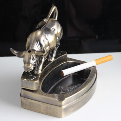 Vỏ Hột Quẹt Bật Lửa Kiêm Gạt Tàn 2 Chức Năng Hình Con Trâu DH-8868 Màu Vàng Đồng Loại To