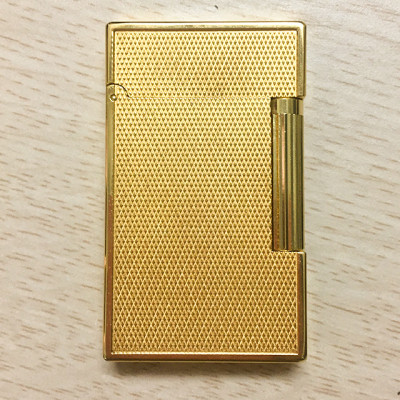 Vỏ Hột Quẹt Bật Lửa Upon D139V Họa Tiết Hình Ô Vuông Nhỏ Li Ti Màu Vàng Sang Trọng - Dùng Gas Đá Cao Cấp