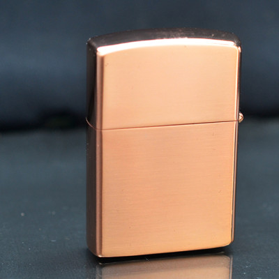 Vỏ Hột Quẹt Bật Lửa Xăng Đá Zorro Z9982B Họa Tiết Cỏ 4 Lá May Mắn Đẹp Độc Lạ sang trọng - Dùng Xăng Bấc Đá