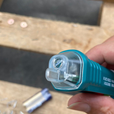 MÁY DÒ ĐIỆN ÁP AC TOTAL THT29100026 - HÀNG CHÍNH HÃNG