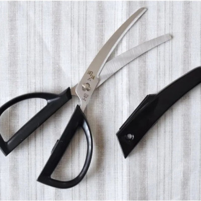 Kéo Nhà Bếp Đầu Cong Lưỡi Răng Cưa Bằng Thép Không Gỉ Kai - Hàng Nội Địa Nhật Chất Lượng