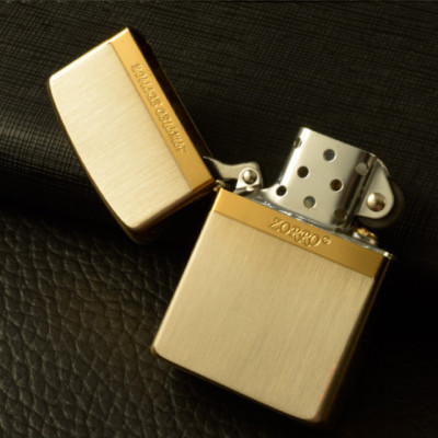 Vỏ Hột Quẹt Bật Lửa Hộp Quẹt Xăng Đá Zorro Z8391 Họa Tiết Xước Mịn - Dùng Xăng Bấc Đá Cao Cấp