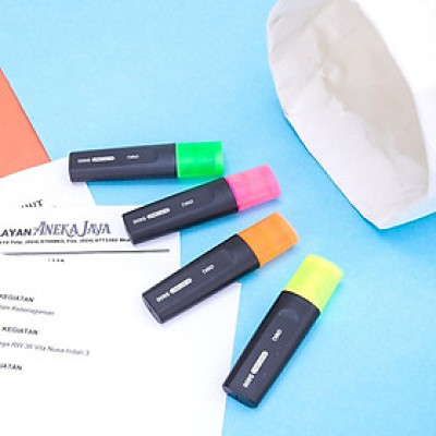 Combo 10 bút Dạ quang Deli  ES600, giao màu ngẫu nhiên