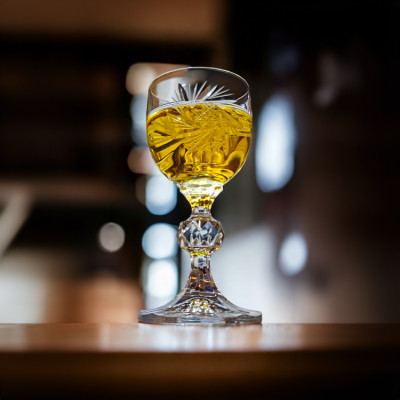 Bộ 6 ly rượu mạnh chân táo mài xoáy 050ml