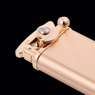 Vỏ Hột Quẹt Bật Lửa Xăng Đá Chief CF018 Đánh Lửa Tự Động Độc Lạ - Dùng xăng bấc đá cao cấp