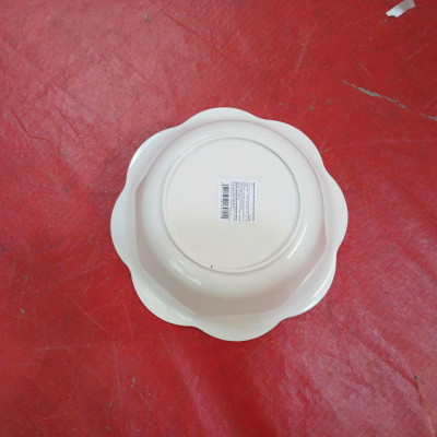 Tô nhựa hình cánh hoa Nakaya Flare Bowl 1.1L