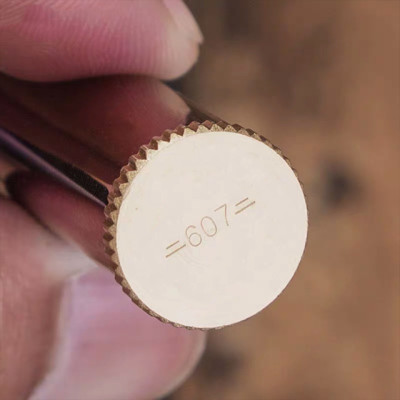 Vỏ Hột Quẹt Bật Lửa xăng đá Zorro Z607, thiết kế nhỏ gọn, sang trọng - Dùng xăng bấc đá cao cấp