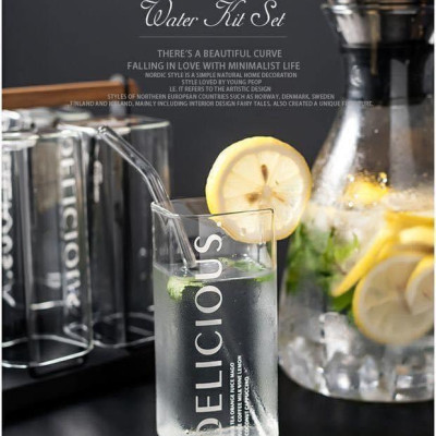 LY THỦY TINH CHỊU NHIỆT UỐNG NƯỚC, SINH TỐ HOA QUẢ PHONG CÁCH ANH ( GIAO HÌNH CHỮ NGẪU NHIÊN )- VD90