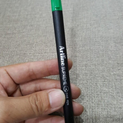Bút Lông Kim Artline Supreme (0.4mm) - Xanh Lá
